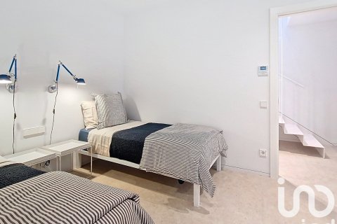 Casa adosada de 3 dormitorios en venta en Begur, Gerona, Cataluña, Spain № 4932 - foto 14