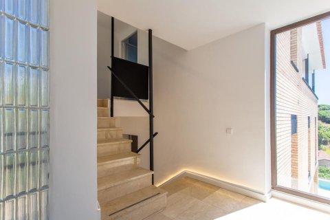 Сasa de 4 dormitorios en venta en Arenys de Mar, Barcelona, Cataluña, Spain № 1341 - foto 7
