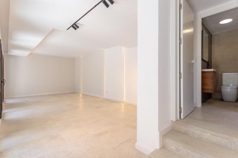 Сasa de 4 dormitorios en venta en Arenys de Mar, Barcelona, Cataluña, Spain № 1341 - foto 10