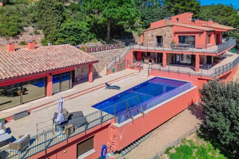 Сasa de 6 dormitorios en venta en Begur, Gerona, Cataluña, Spain № 1345 - foto 6