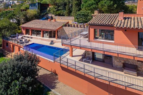 Сasa de 6 dormitorios en venta en Begur, Gerona, Cataluña, Spain № 1345 - foto 5