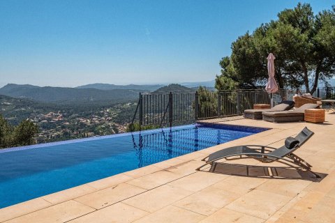 Сasa de 6 dormitorios en venta en Begur, Gerona, Cataluña, Spain № 1345 - foto 19