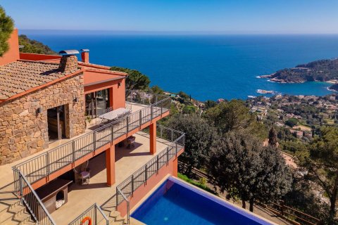 Сasa de 6 dormitorios en venta en Begur, Gerona, Cataluña, Spain № 1345