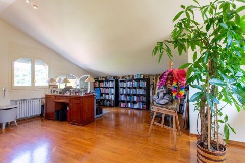 4 bedrooms house for sale in Alella, Barcelona, Catalonia, Spain № 1343 - photo 22