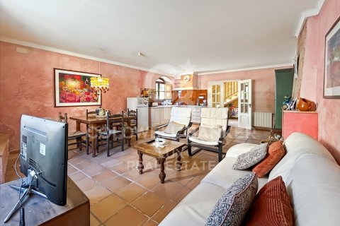 Villa de 2 dormitorios en venta en Albons, Gerona, Cataluña, Spain № 5797 - foto 4