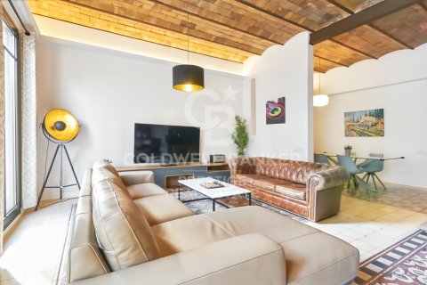 Apartamento de 3 dormitorios en venta en Barcelona, Cataluña, Spain № 5795 - foto 3