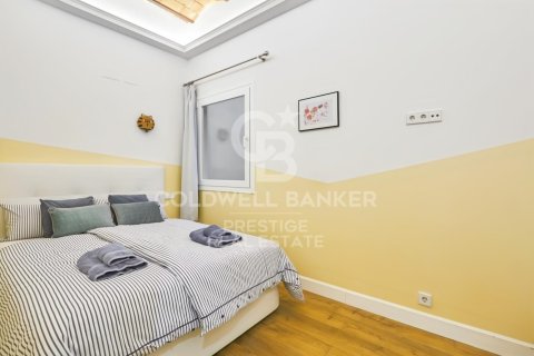 Apartamento de 3 dormitorios en venta en Barcelona, Cataluña, Spain № 5795 - foto 8