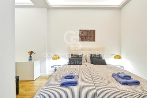 Apartamento de 3 dormitorios en venta en Barcelona, Cataluña, Spain № 5795 - foto 7