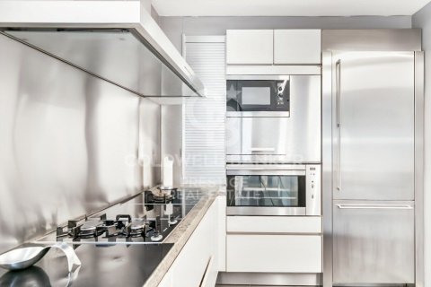 Сasa de 4 dormitorios en venta en Esplugues de Llobregat, Barcelona, Cataluña, Spain № 5791 - foto 15