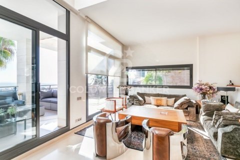 Сasa de 4 dormitorios en venta en Esplugues de Llobregat, Barcelona, Cataluña, Spain № 5791 - foto 8