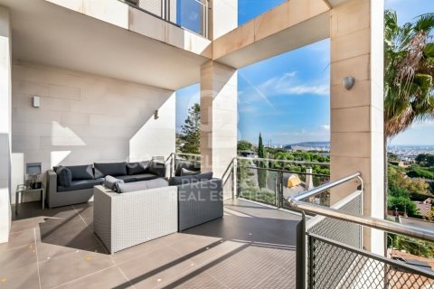 Сasa de 4 dormitorios en venta en Esplugues de Llobregat, Barcelona, Cataluña, Spain № 5791 - foto 7