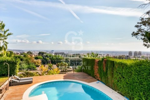 Сasa de 4 dormitorios en venta en Esplugues de Llobregat, Barcelona, Cataluña, Spain № 5791 - foto 19