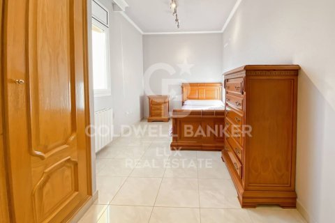 Сasa de 4 dormitorios en venta en Vilamalla, Gerona, Cataluña, Spain № 5792 - foto 19
