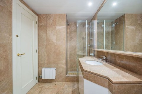4 bedrooms apartment for sale in Sitges, Barcelona, Catalonia, Spain № 7102 - photo 21