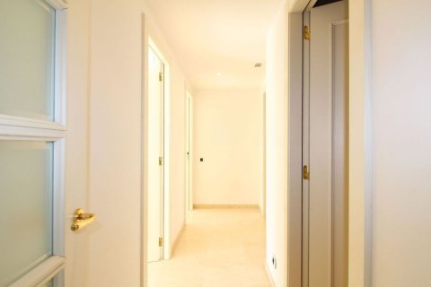 Купить квартиру в Ситжес, Испания с 4 комнаты, 169м², № 7103 - фото 13