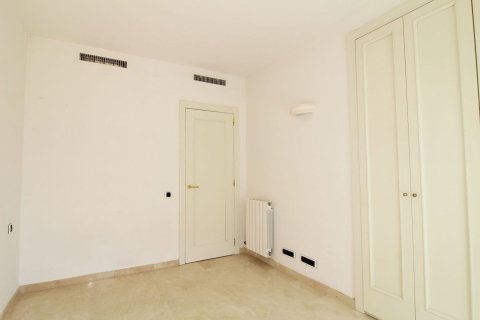 Купить квартиру в Ситжес, Испания с 4 комнаты, 169м², № 7103 - фото 10