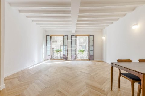 Apartamento de 3 dormitorios en venta en Barcelona, Cataluña, Spain № 6537 - foto 25