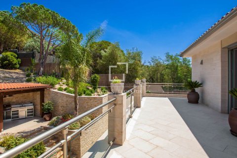 6 bedrooms villa for sale in Cabrils, Barcelona, Catalonia, Spain № 6534 - photo 27