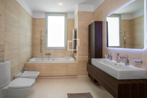 6 bedrooms villa for sale in Cabrils, Barcelona, Catalonia, Spain № 6534 - photo 18