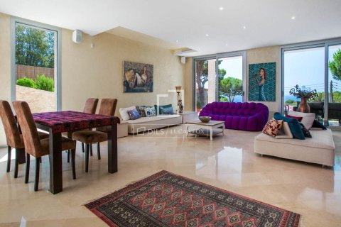 6 bedrooms villa for sale in Cabrils, Barcelona, Catalonia, Spain № 6534 - photo 11