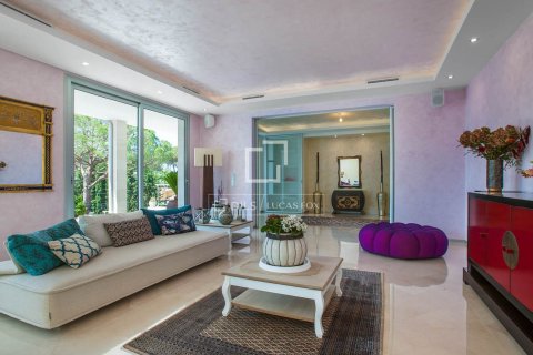 6 bedrooms villa for sale in Cabrils, Barcelona, Catalonia, Spain № 6534 - photo 9
