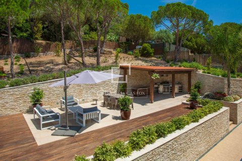6 bedrooms villa for sale in Cabrils, Barcelona, Catalonia, Spain № 6534 - photo 6
