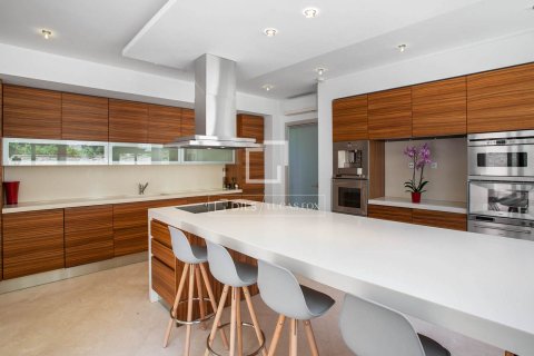 6 bedrooms villa for sale in Cabrils, Barcelona, Catalonia, Spain № 6534 - photo 13