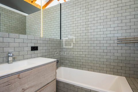 Villa de 14 dormitorios en venta en Bellaterra, Barcelona, Cataluña, Spain № 6538 - foto 22