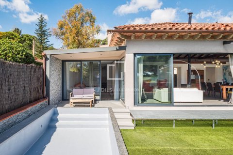 Villa de 14 dormitorios en venta en Bellaterra, Barcelona, Cataluña, Spain № 6538 - foto 26