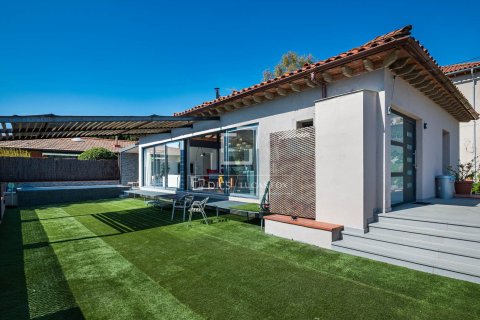 Villa de 14 dormitorios en venta en Bellaterra, Barcelona, Cataluña, Spain № 6538 - foto 28