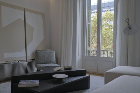 Apartamento de 4 dormitorios en venta en Barcelona, Cataluña, Spain № 1705 - foto 9