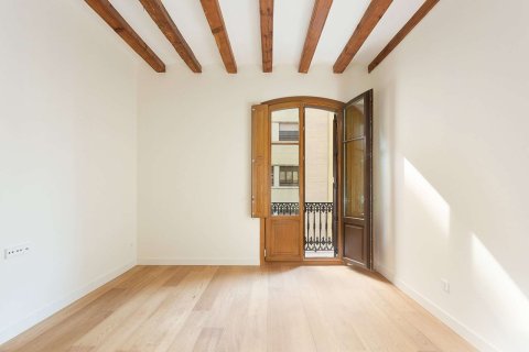 Apartamento de 3 dormitorios en venta en Barcelona, Cataluña, Spain № 1707 - foto 10