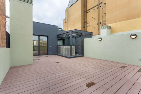 Apartamento de 3 dormitorios en venta en Barcelona, Cataluña, Spain № 1707 - foto 13
