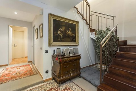 5 bedrooms house for sale in Barcelona, Catalonia, Spain № 1709 - photo 7