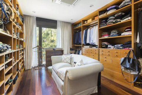 5 bedrooms house for sale in Barcelona, Catalonia, Spain № 1709 - photo 13
