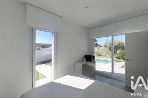Сasa de 3 dormitorios en venta en L'Ametlla de Mar, Tarragona, Cataluña, Spain № 8360 - foto 17
