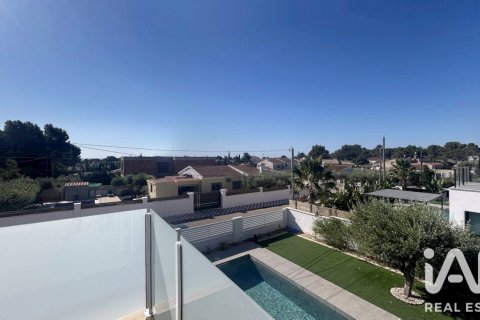 Сasa de 3 dormitorios en venta en L'Ametlla de Mar, Tarragona, Cataluña, Spain № 8360 - foto 28