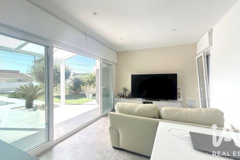 Сasa de 3 dormitorios en venta en L'Ametlla de Mar, Tarragona, Cataluña, Spain № 8360 - foto 5