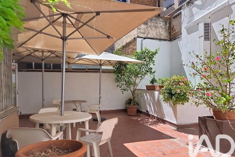Apartamento de 4 dormitorios en venta en Barcelona, Cataluña, Spain № 8361