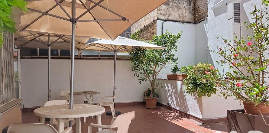 Apartamento de 4 dormitorios en venta en Barcelona, Cataluña, Spain № 8361