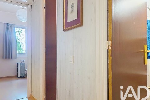 Apartamento de 4 dormitorios en venta en Barcelona, Cataluña, Spain № 8361 - foto 17
