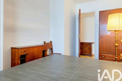 Apartamento de 4 dormitorios en venta en Barcelona, Cataluña, Spain № 8361 - foto 7