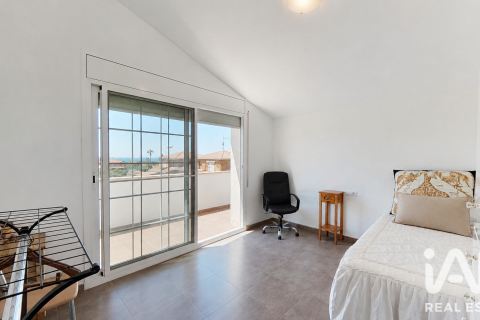 5 bedrooms house for sale in Roda de Berà, Tarragona, Catalonia, Spain № 8358 - photo 25