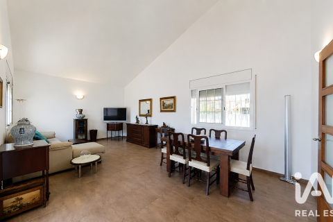 5 bedrooms house for sale in Roda de Berà, Tarragona, Catalonia, Spain № 8358 - photo 4