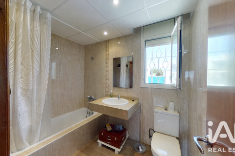 5 bedrooms house for sale in Roda de Berà, Tarragona, Catalonia, Spain № 8358 - photo 22