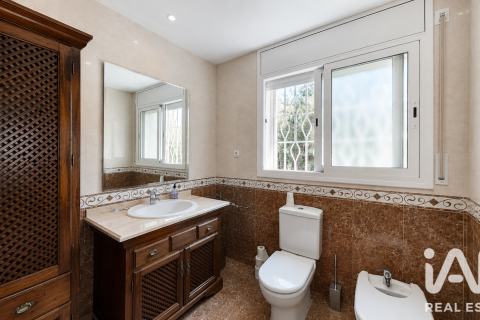 5 bedrooms house for sale in Roda de Berà, Tarragona, Catalonia, Spain № 8358 - photo 18