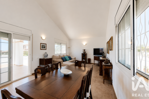 5 bedrooms house for sale in Roda de Berà, Tarragona, Catalonia, Spain № 8358 - photo 6
