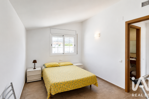 5 bedrooms house for sale in Roda de Berà, Tarragona, Catalonia, Spain № 8358 - photo 27