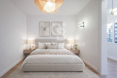 Apartamento de 2 dormitorios en venta en Barcelona, Cataluña, Spain № 5308 - foto 19