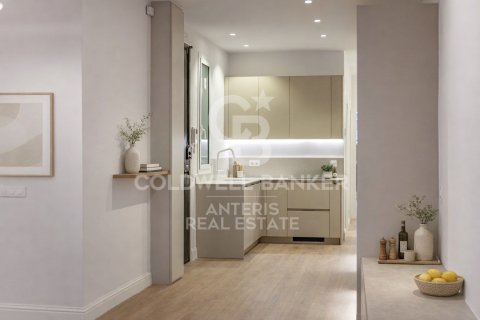 Apartamento de 2 dormitorios en venta en Barcelona, Cataluña, Spain № 5308 - foto 14